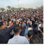 تجار-بغداد-يغلقون-محالهم-ويتظاهرون-ضد-التعريفة-الجمركية-الجديدة