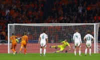 منتخب-هولندا-يهزم-المجر-برباعية-ويلحق-بالمتأهلين-لدور-الثمانية-في-دوري-أمم-أوروبا