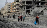 سكان-غزة-يستغلون-الهدنة-الإنسانية-ويخرجون-لمناطق-نائية-وللبحر-لتنشق-هواء-غير-ملوث-بالبارود-ورؤية-مدى-أكبر-للحرية