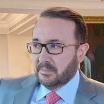 من-الذي-مزّق-الشارع-العربي